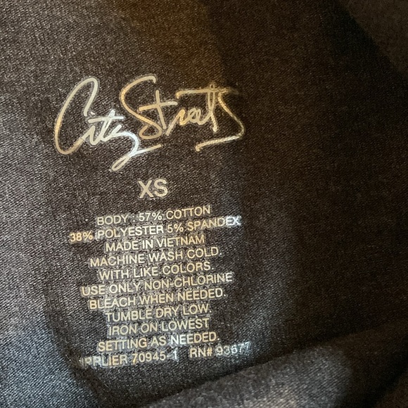 🧘🏻‍♀️ CITY STREETS SIZE XS GRAY LEGGINGS - Picture 6 of 10